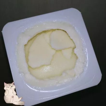 百斤大鱼锯着卖！有些人看起来是鱼贩，其实是个木匠