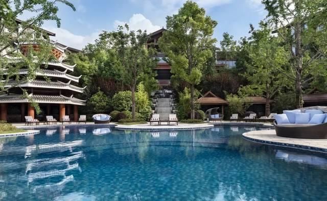 成都开往贵州的高铁图