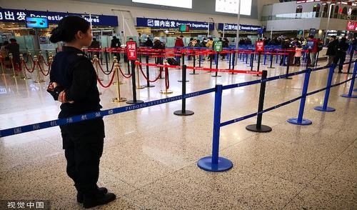 航班延误橙色预警！上海浦东和虹桥机场已取消570余架次航班，出