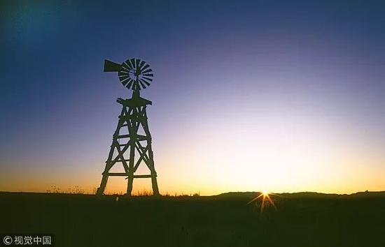 林毅夫:中国为何能成为唯一没出现金融危机国家?