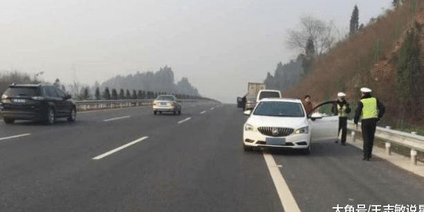 新手开到什么程度才可以独自上高速? 老司机: 最起码要做到这5条