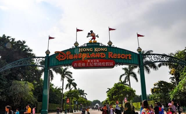 上海迪士尼:游客为何偏要带食物饮料进园,看看这些数据就知道了