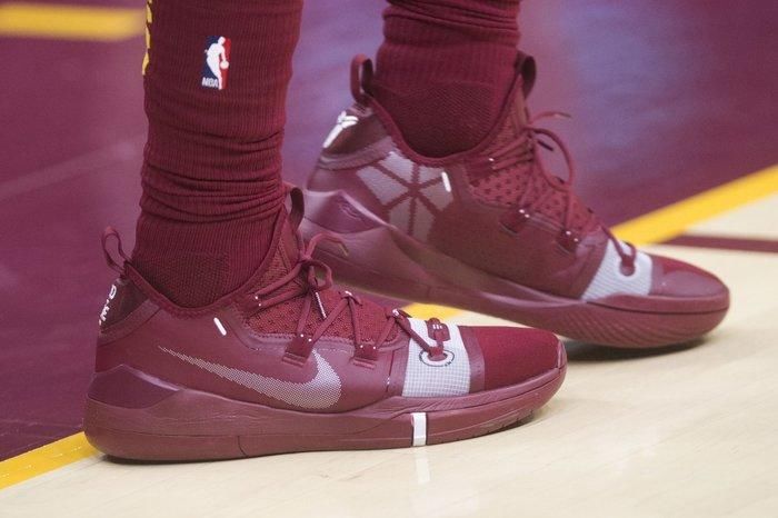 对阵老鹰，乔丹克拉克森亲穿团队配色Nike KOBE A.D.登场