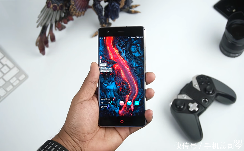 骁龙神U+8G+128G+双摄+NFC,跌至2999元,能