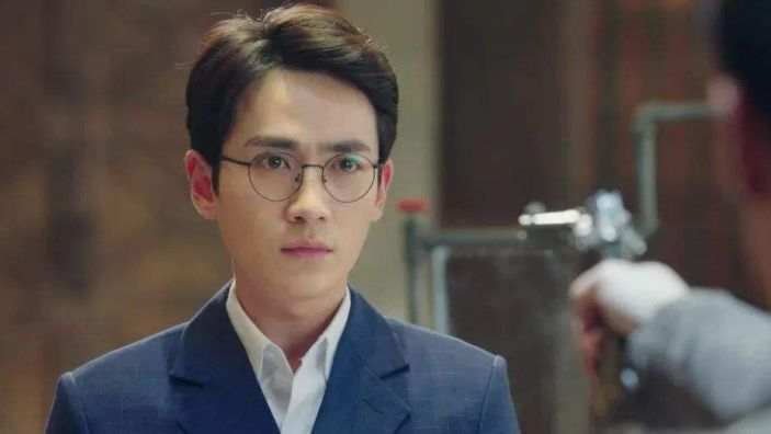 人红是非多, 朱一龙被知名博主挖黑料, 粉丝回复: 小题大做