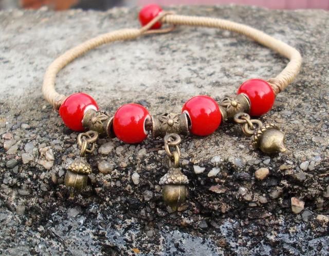 夏天为什么要戴脚链?不仅能显玉足白嫩，其中含义你别傻傻不知道