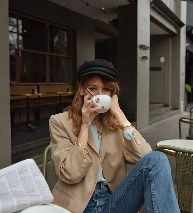  [奶茶色毛衣]牛油果色靠边！今年秋冬“奶茶色”才是时尚榜一霸，显气质必备