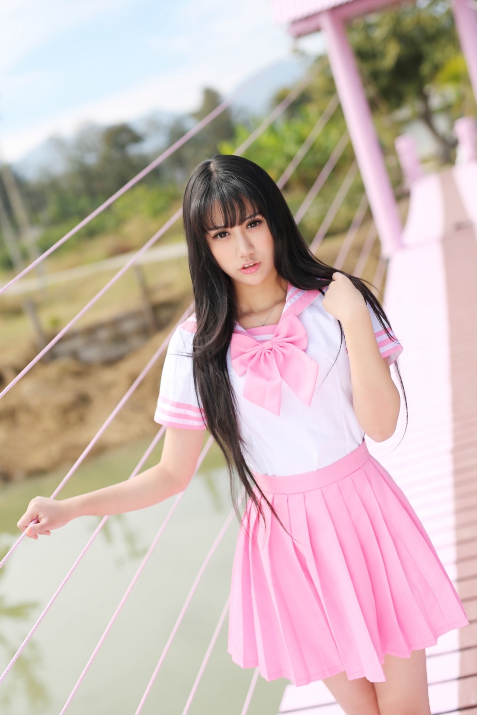  写真：青春美少女杨小青外拍写真，粉色连衣裙青！