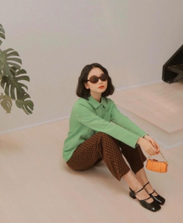  [感觉]精致女生们的“土味上衣”是什么样的？