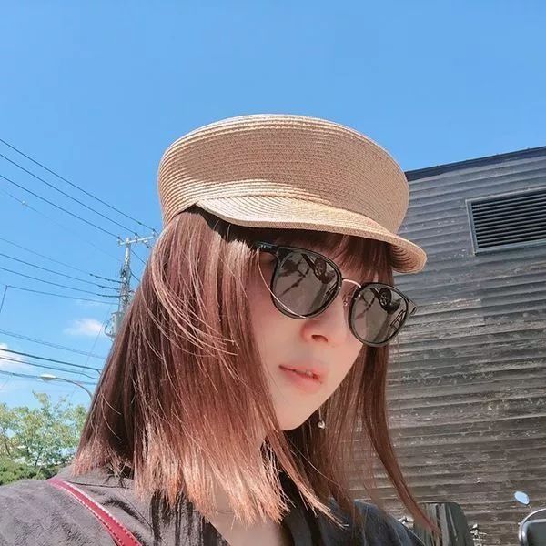 好奇| 霓虹素颜最美女星是30岁的她?翻完她的Ins我才真的服了...