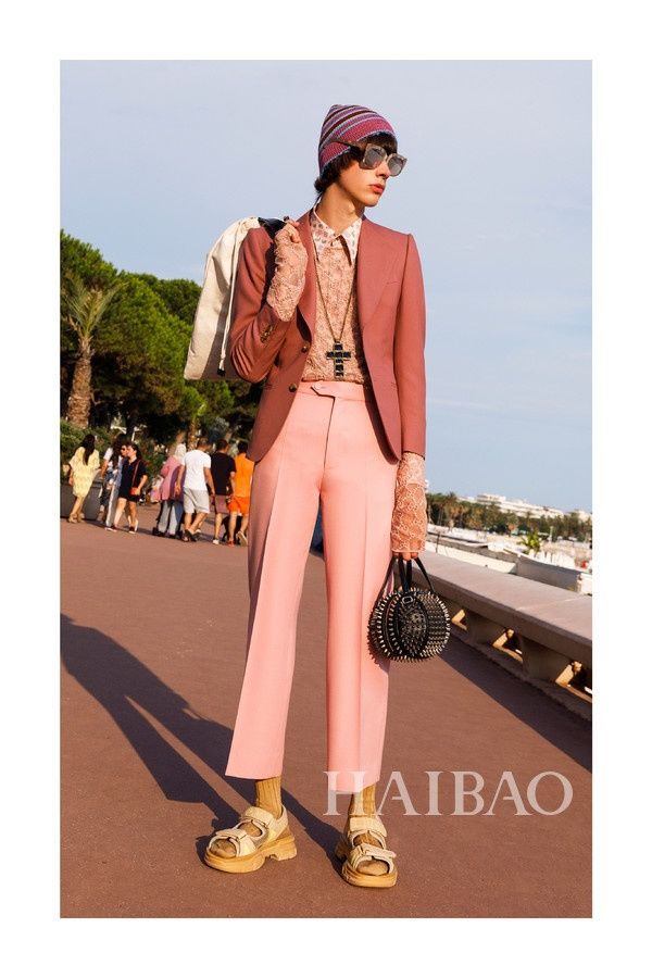 古驰  2019早春男士系列Lookbook:米开理心中的浮华世界!