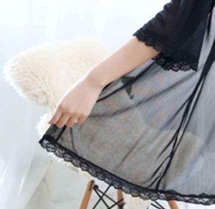 难以置信，这种睡衣可以直接穿出门?路人看呆了