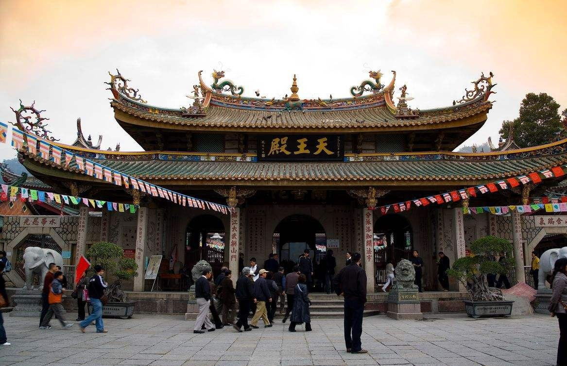 中国造钟第一省：一年造1.1亿只钟占全国84%，钟产量达广东近10倍