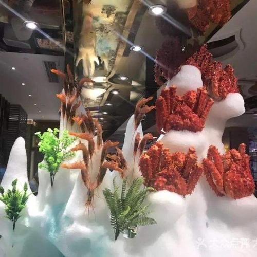  『最喜欢去』中国“土豪”自助餐，人均消费500元，网友贫穷限制了我的想象