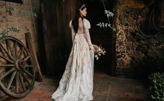  【Katya】Boho Wedding Dresses：提点新娘性格的迷人多面性，英国婚纱品牌Katya Katya