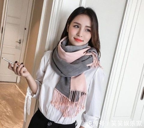 #和围巾#帽子围巾搭配有门道!这么穿才是真女神