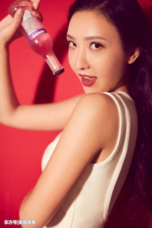 人像摄影：风过无痕的从容，一派熟女风范