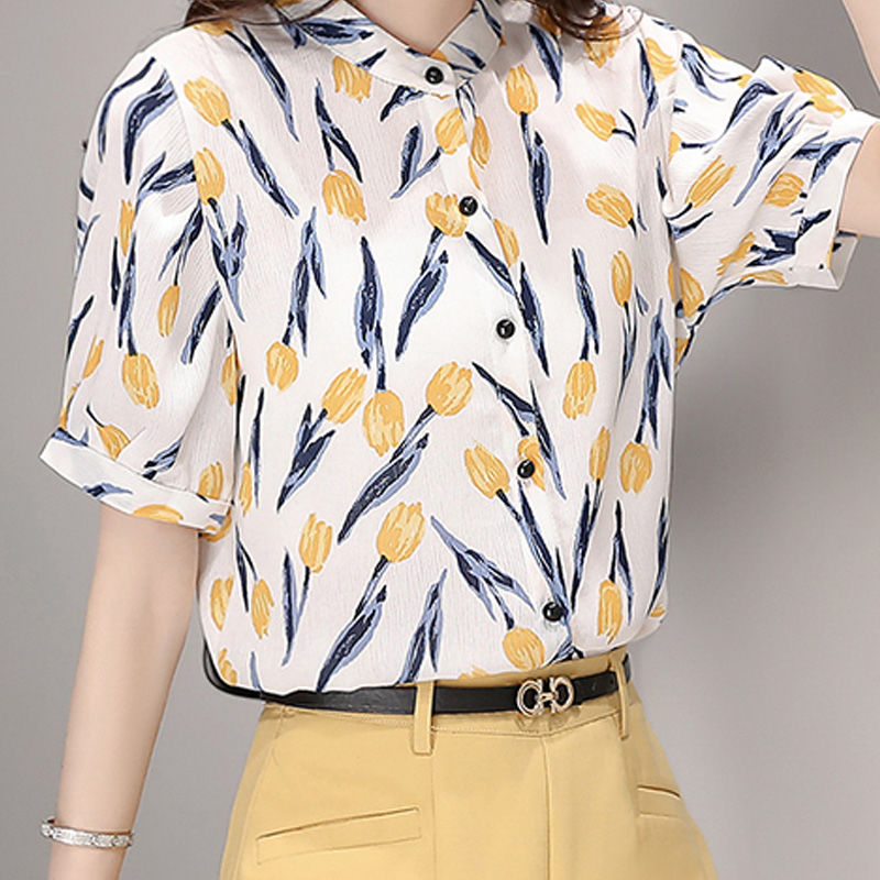 四十岁女人穿衣服要注意，时尚精致的短裤套装，摆脱老气优雅减龄