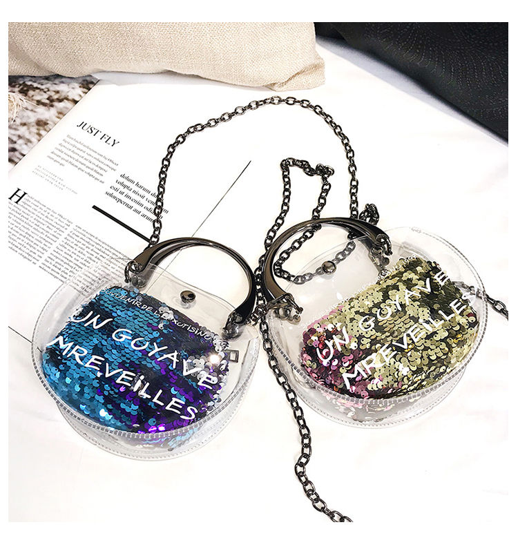 这样的女包刚上市就火了!颜值爆表贼惊艳,老妈一见就说要买两