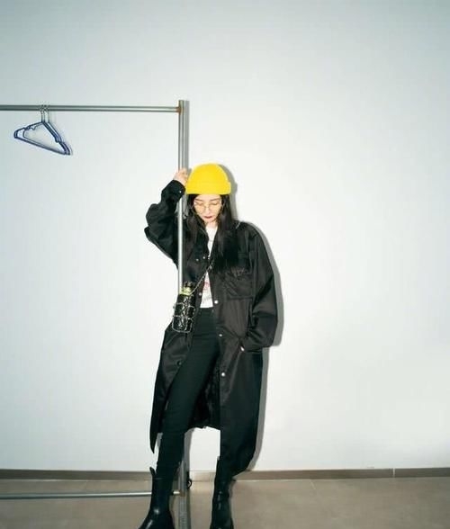  「帽子的搭配」帽子的五种搭配术，每一款都是服装搭配的点睛之笔，这样戴准没错