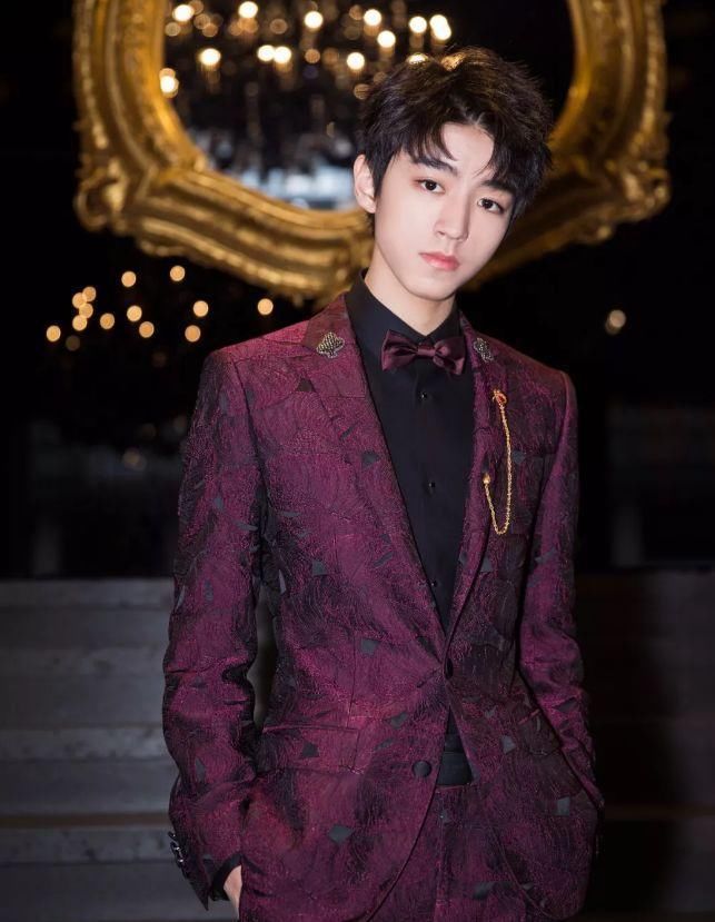 这一届的米兰时装周,让人大饱眼福,迪丽热巴、