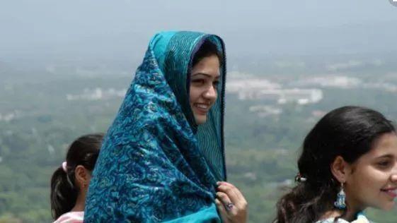 去巴基斯坦旅游，千万不要随便握当地女孩的手，尤其是已婚男性