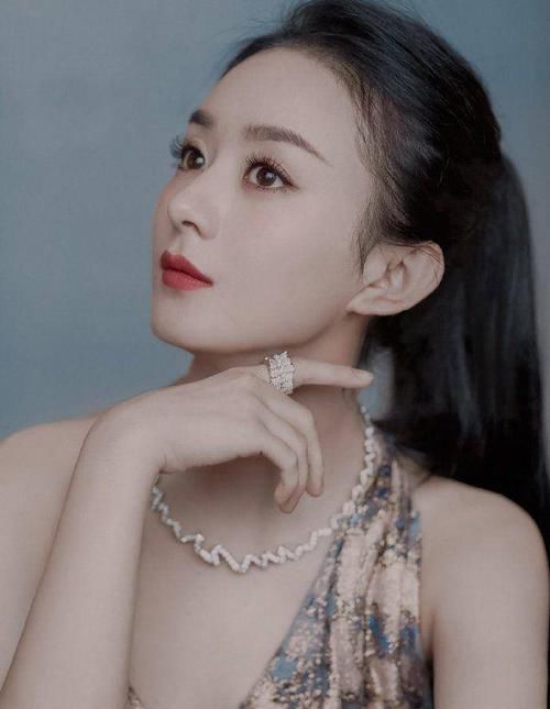  『发过』“高马尾”显精神状态好，但扎发过紧，却让头发不堪重负！