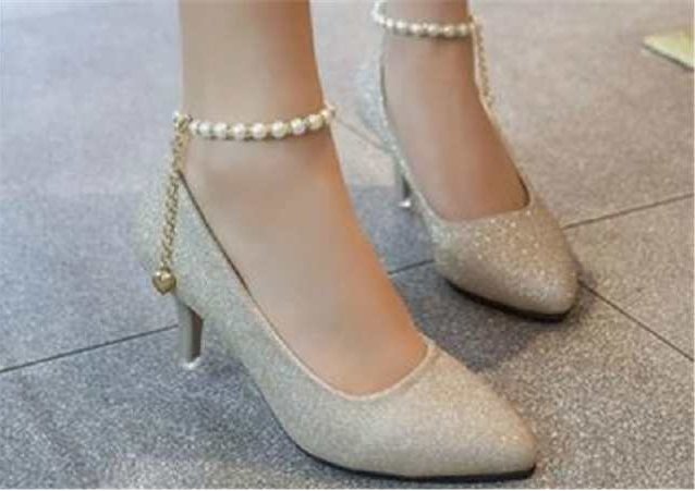 心理测试:测出你在爱情中的潜在魅力是什么?选择一款高跟鞋