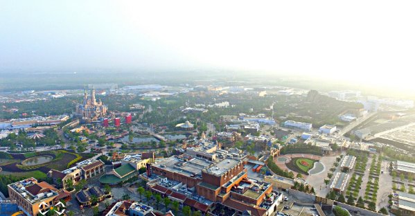 迪士尼“霸王条款”遭抵制后，终于修改规定！驴友：早该这样