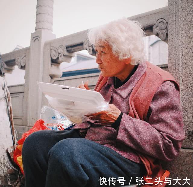 提高教师待遇涉及补贴、旅游、住房！2019年教师要逆袭了吗