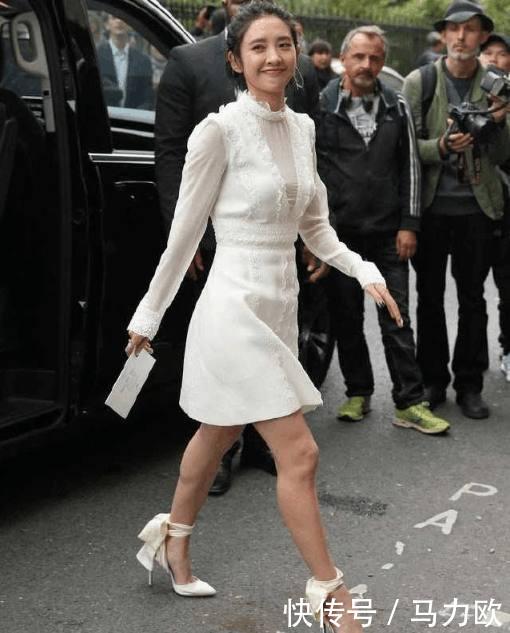 唐艺昕未ps照流出，看了她的腿男人要怀疑人生，真心疼张若昀！