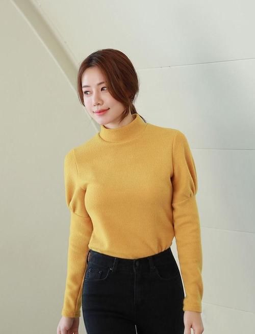 「 石墨」爱上她不后悔, 结局一样纯粹，石墨萋萋紧身牛仔裤,