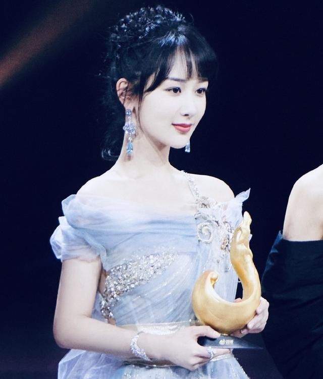 杨幂杨颖对付刘亦菲