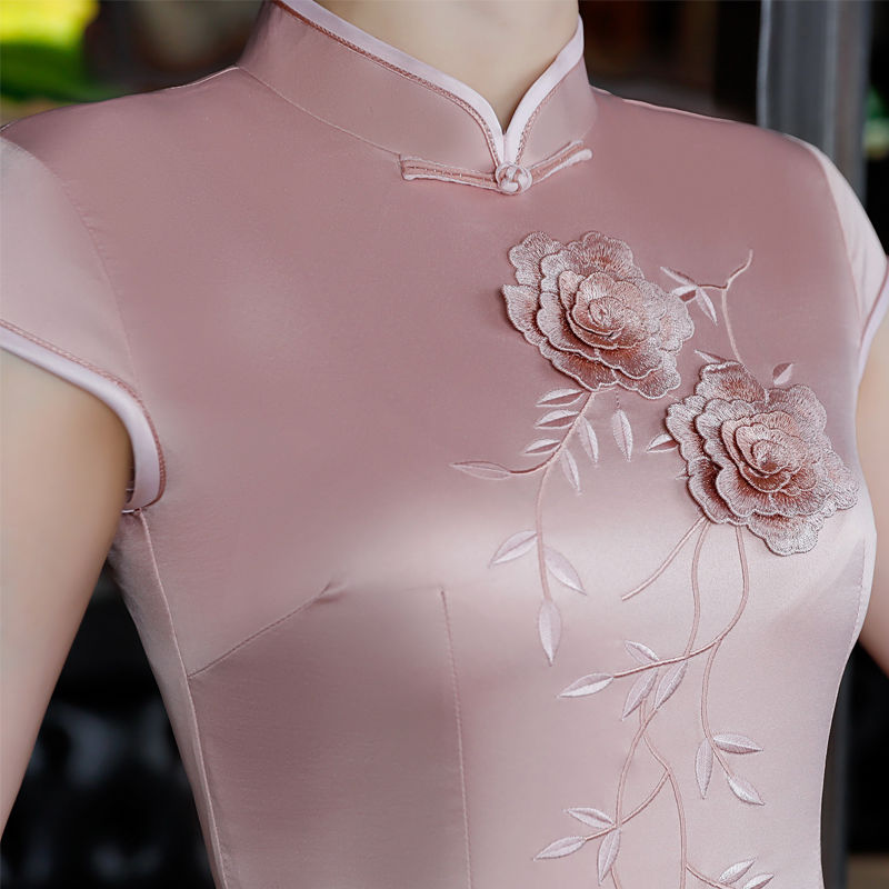 想要添气质，就穿旗袍