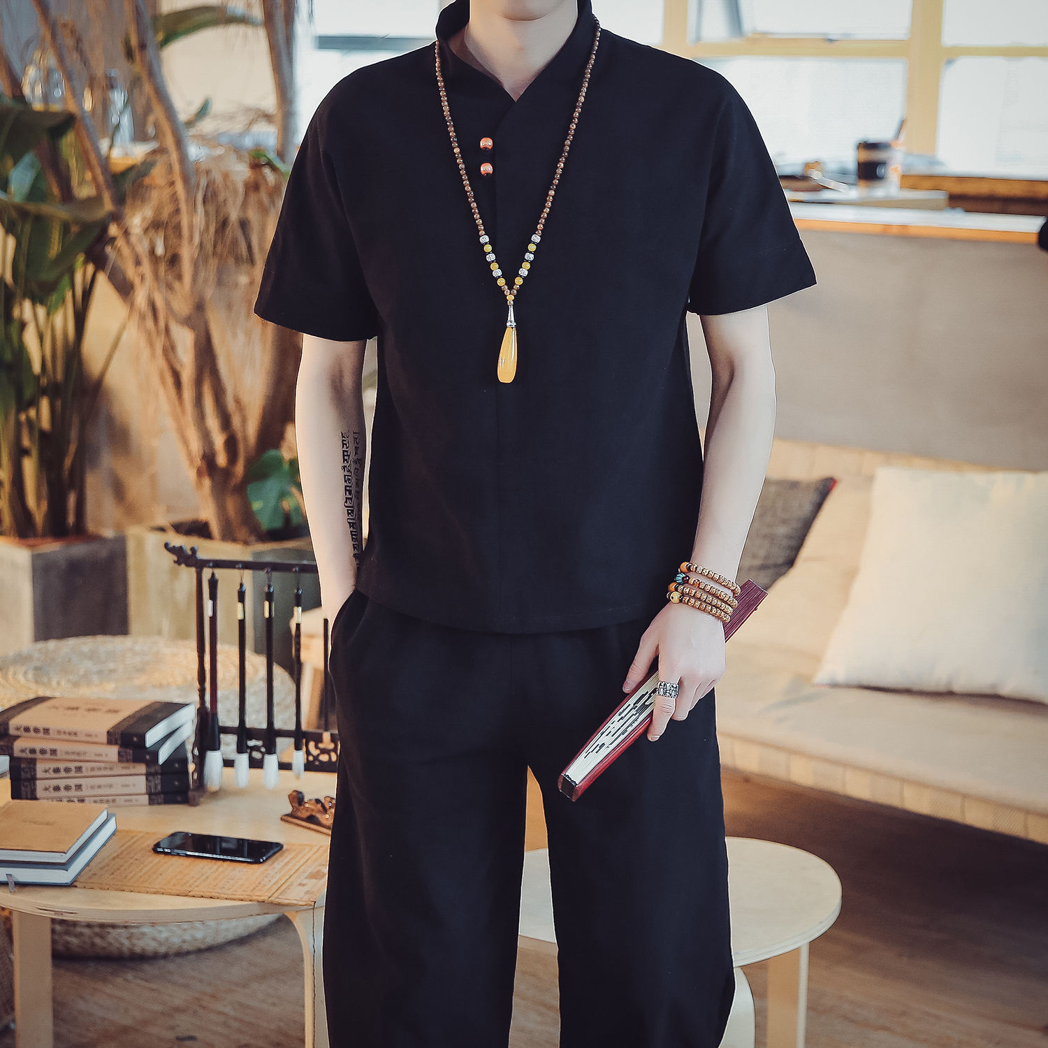 男人一过47，千万别穿大裤衩子出门!瞧瞧下面，让女人眼发直