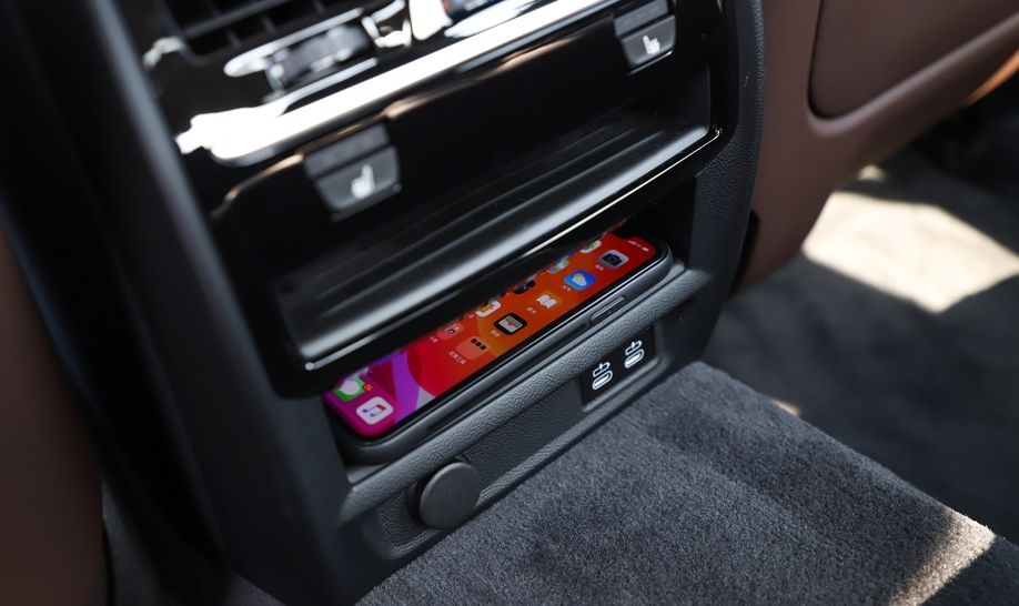 Le:送绿牌免购置税还有补贴? 试驾53.69万的宝马530Le 里程升级版