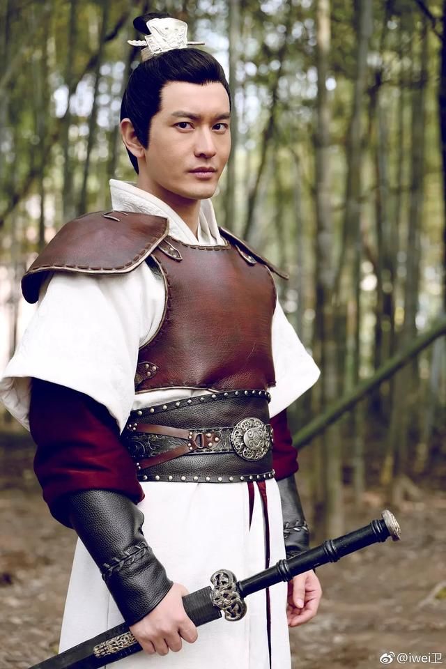 听完黄晓明的解释，网友沉默，我们这辈子没机会托人管理账号了