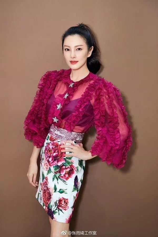 又被张雨绮美到了!雪莉为了瘦这么拼?