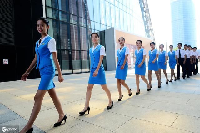 为什么中国的空姐叫“空姐”，国外的空姐叫“空嫂”？