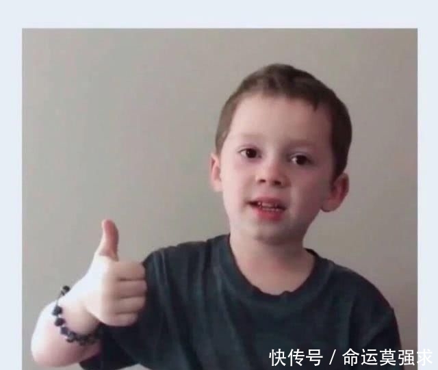 短袖T恤@所有男生!好看不贵的男装试衣间来了!