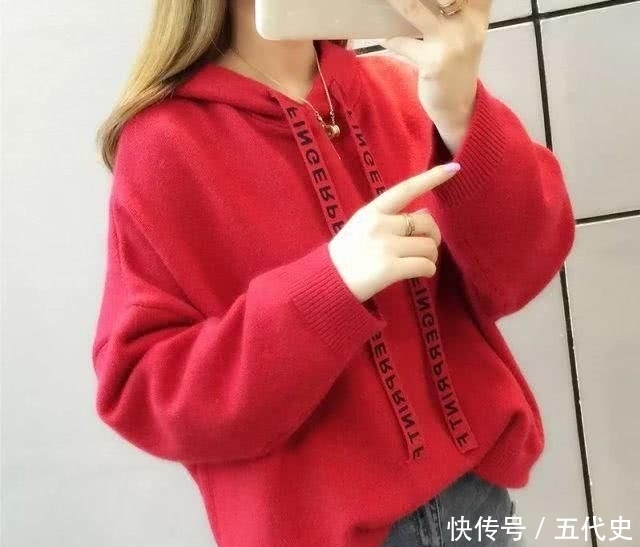  「气质」女人工资上四千，建议穿这“流苏装”，洋气嫩美，谁见都夸漂亮