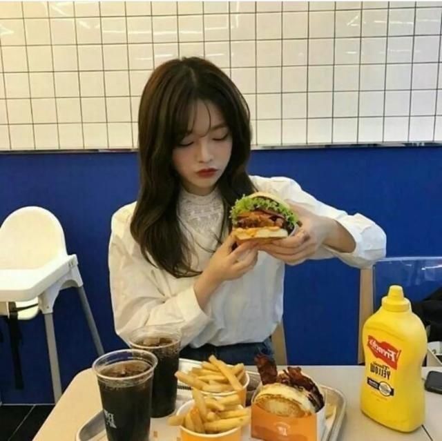 女生千万不要这样发朋友圈