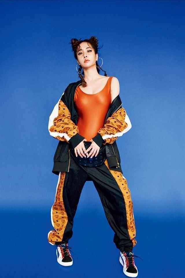 蔡依林还有什么不敢穿的？网友表示：节操碎了一地！