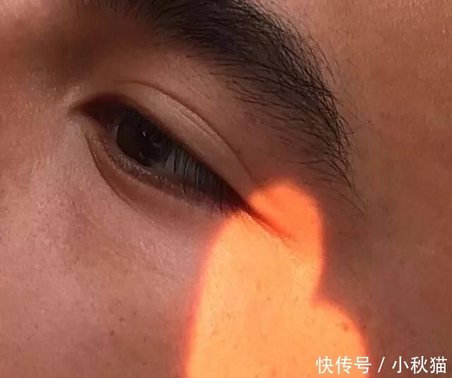  #美妆圈#20岁的他成为了美妆圈新Icon！