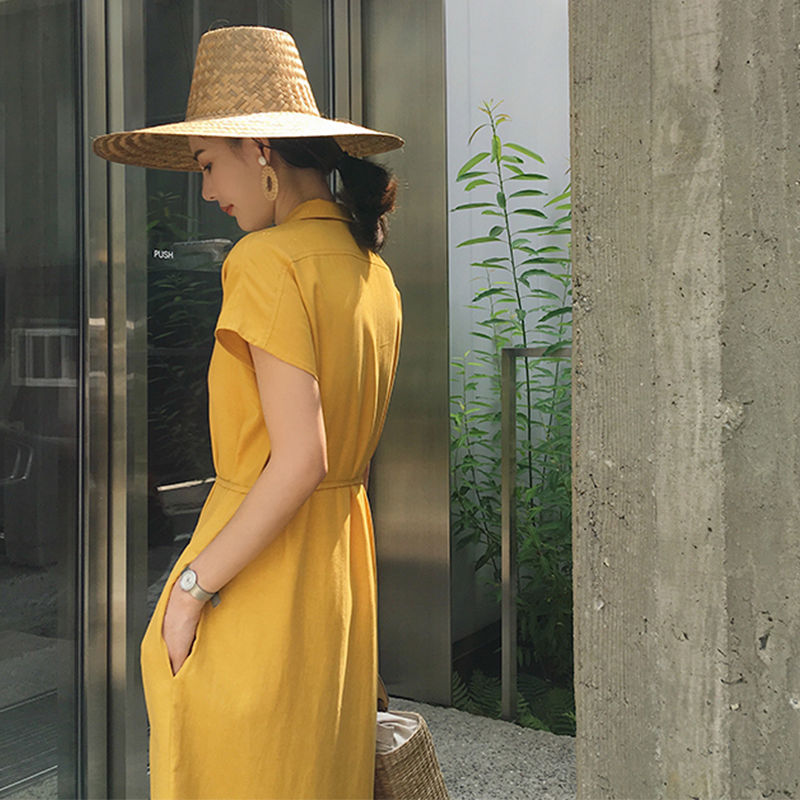 天气这么热,裙子里头别套着打底裤,学下面这样穿,一个比一个美