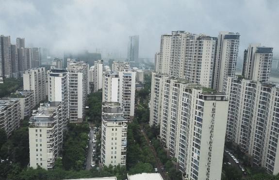 高层住宅逐渐增多，20年后房子老化，是维修还是拆除？早知早受益