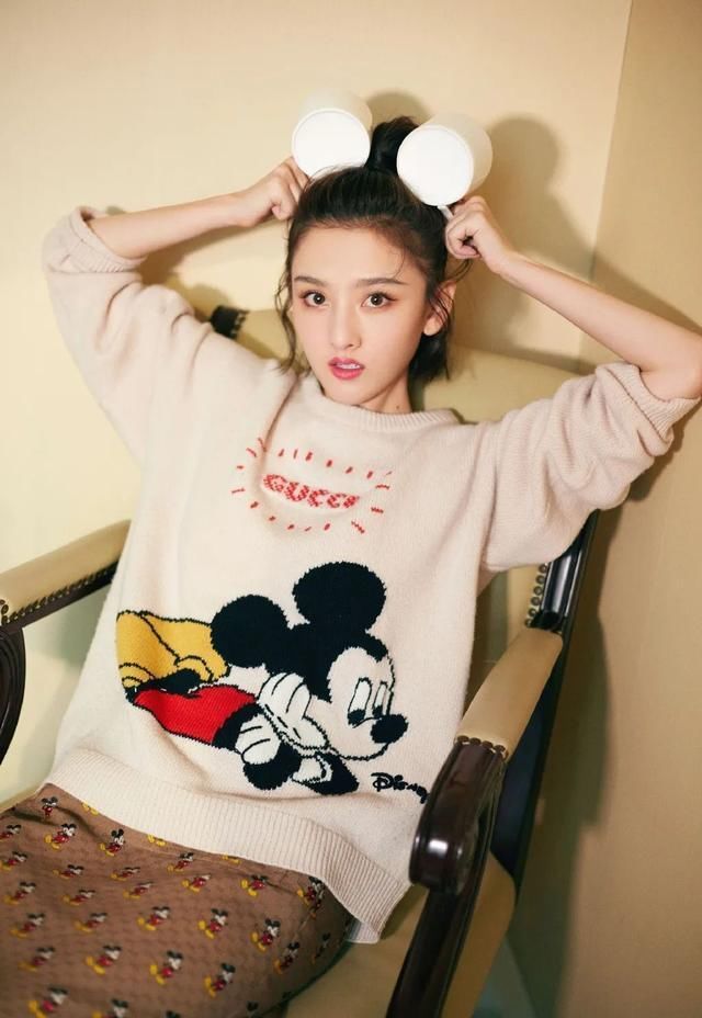 亲和力■美人计｜单选题：A珠圆玉润赵露思、B明艳锋芒宋祖儿