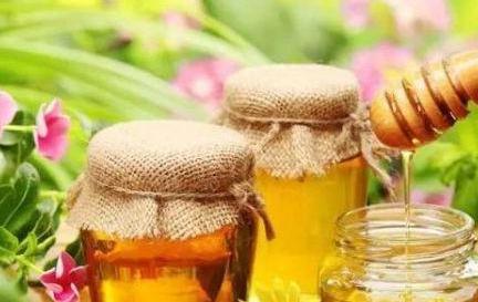 生姜泡水加一物,早晚时间来一杯,“脂肪”悄悄“掉”下来