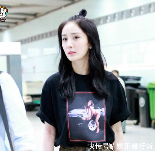 杨幂弄了个丸子头,好比整容,网友:三万块一天造型师没白花!