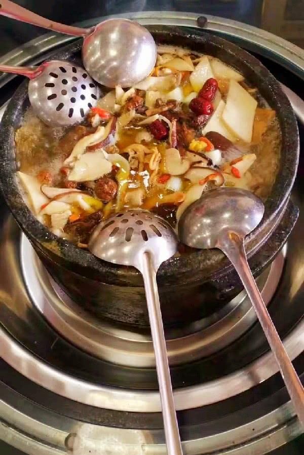 西藏有一处地方经常被误会，只因拥有和云南类似的气候